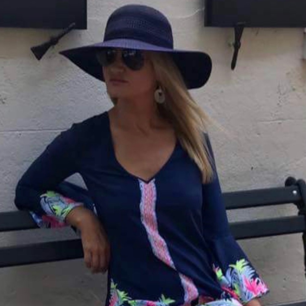 Meet your Posher, Carli